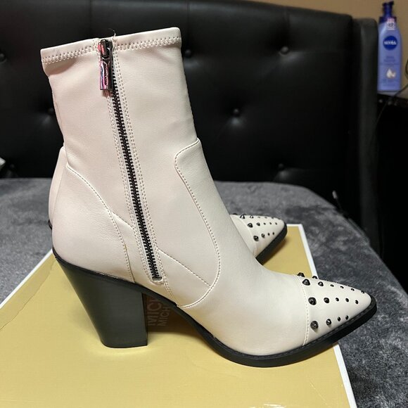 Michael Kors - Dover Studded Leather Heeled Booties - Picture 5 of 11